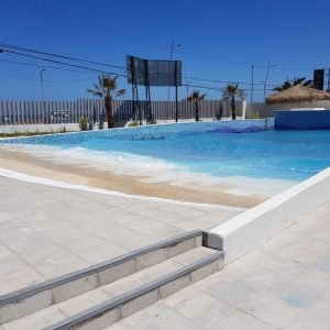 piscina-con-olas.jpg